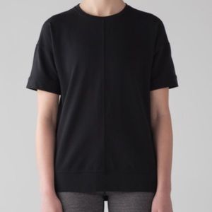 Women’s Lululemon Shirt
